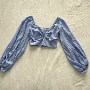 Baby blue breezy cropped top with biliary sleeves 🍼